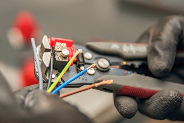 Best Electrical Wiring Services  in Cambridge, MN