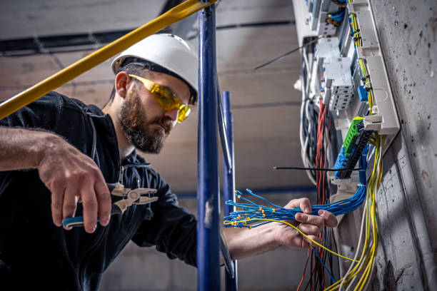 Best Electrical Outlet Repair  in Cambridge, MN